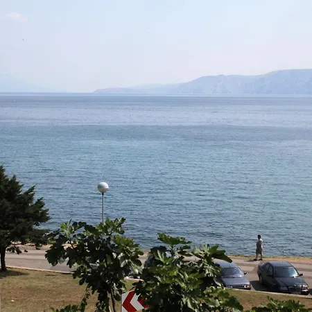 アパート By The Sea - 5558 *