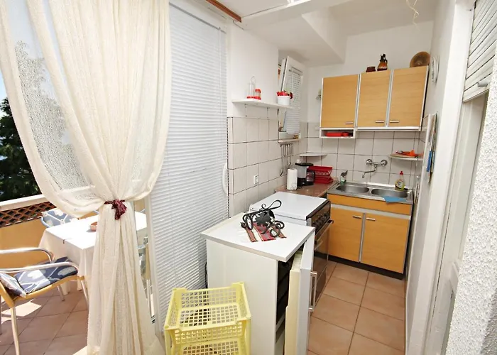 By The Sea - 5558 Appartement Novi Vinodolski